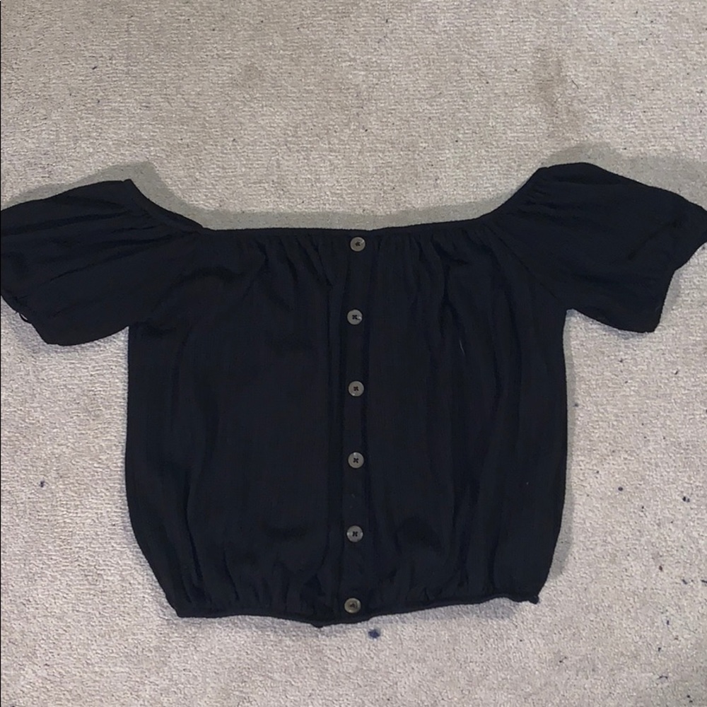 textured off the shoulder crop!